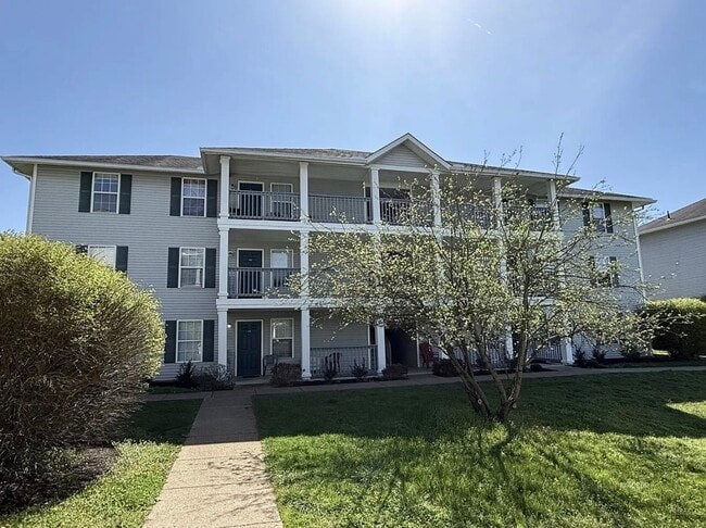 Building Photo - 15 S Shafer St Unit 15 South Shafer Street Apt 1105