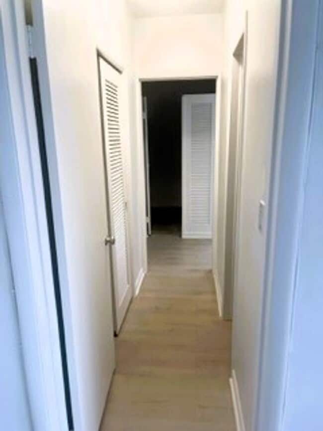 Photo - Updated 1 Bedroom 1 Bath Condo - Steps fro... Unit 705H