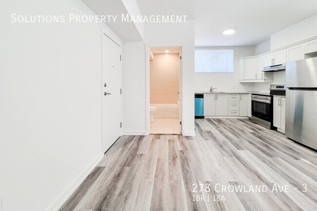 Photo - **Beautifully Updated 1 bedroom Unit** Unité 3