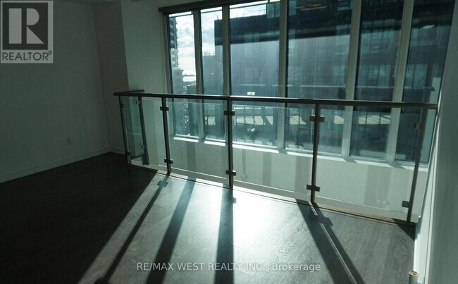 Photo - 150 E Liberty St Unit 812
