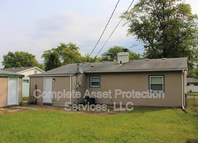 Photo - 7752 Catalpa Ave