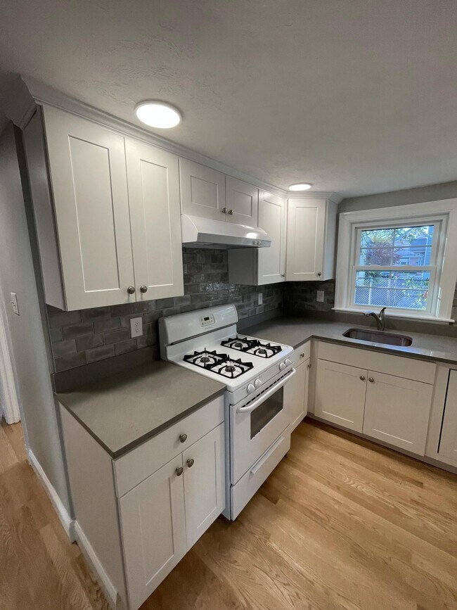 Photo - 30 Linden Ave Unit 1