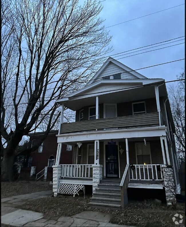 Building Photo - 2962 E 66th St Unit 2 Rental