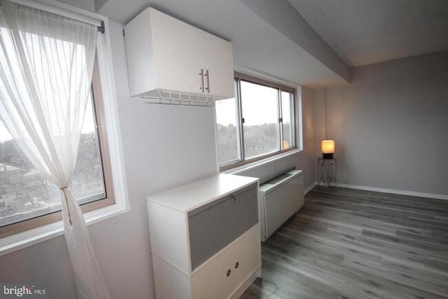 Photo - 2500 N Van Dorn St Unit 1118