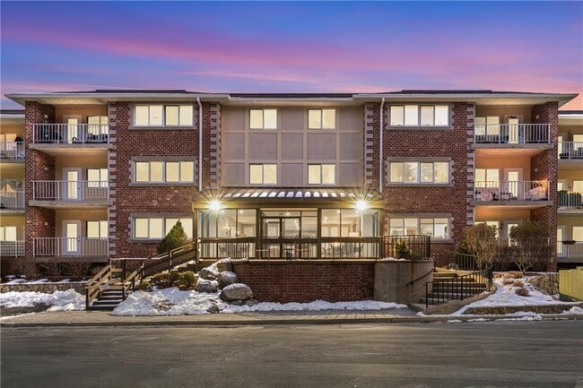 Photo - 30 Argyle Ave Unidad 206