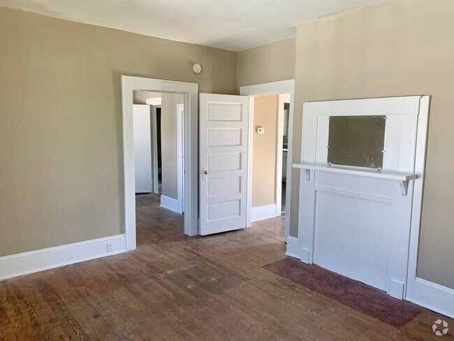 Building Photo - Nice Cottage Close to Everything Now for Rent Rental