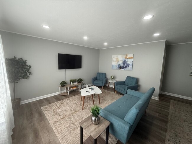 Photo - 362 Marion Ct