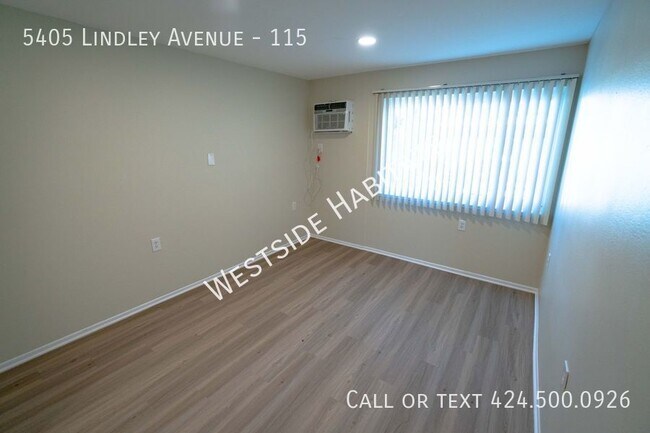 Photo - 5405 Lindley Ave Unidad 115
