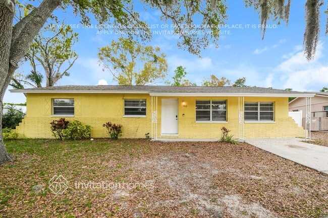 Building Photo - 7012 Allview Dr