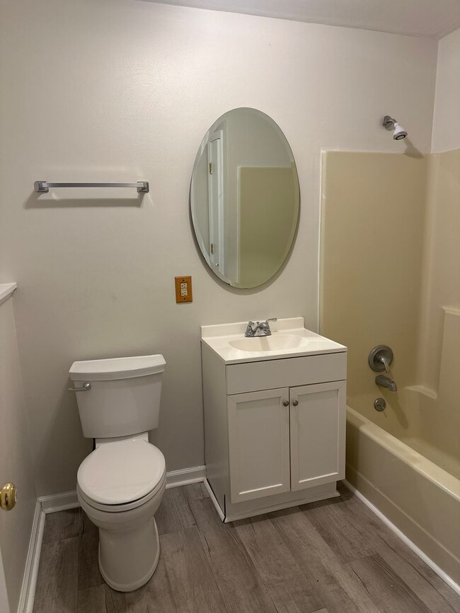 Photo - Salem 4 BR Home