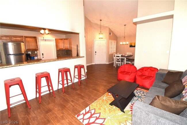 Building Photo - 267 Westwind Rd