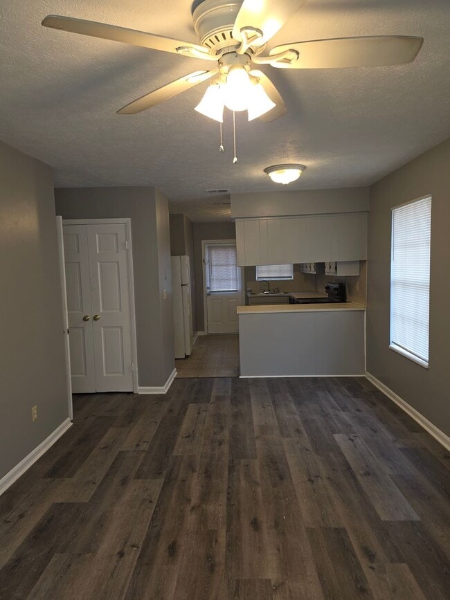 Photo - Kings Mountain Unit B