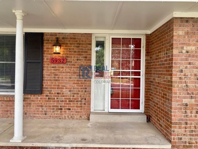 Photo - 5932 S Dayton Ct