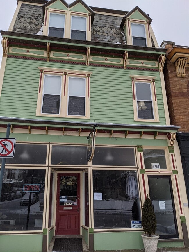 Building Photo - 3755 Eastern Ave Unit 3