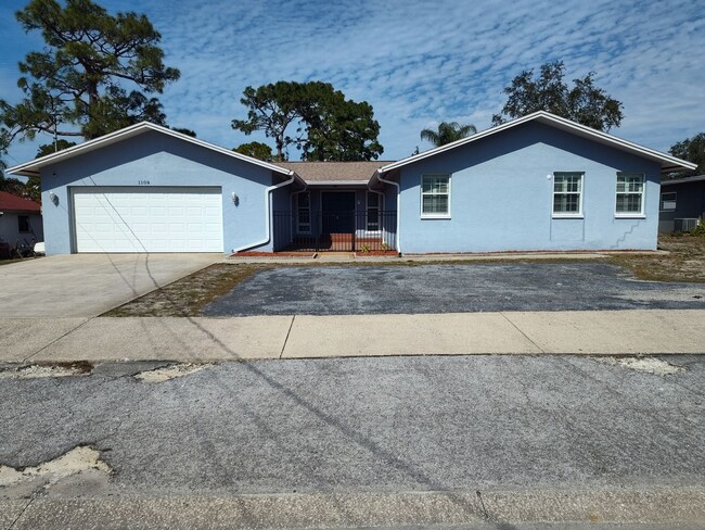 Coming Soon!! Spacious 3-Bed, 3-Bath Hom... - Coming Soon!!   Spacious 3-Bed, 3-Bath Hom... House