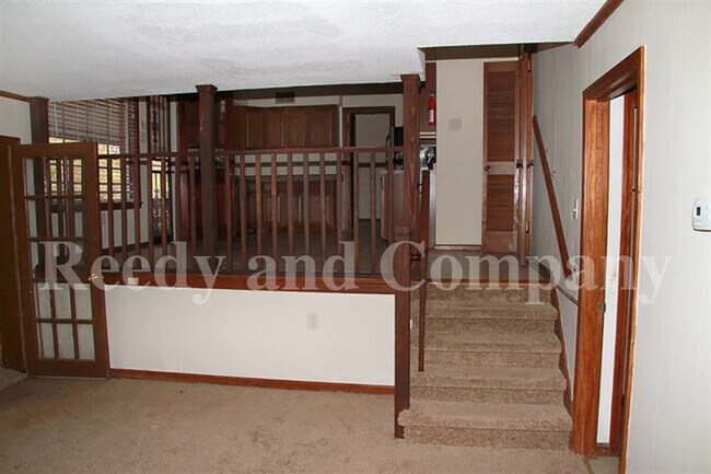 Photo - 6800 Old Brownsville Rd