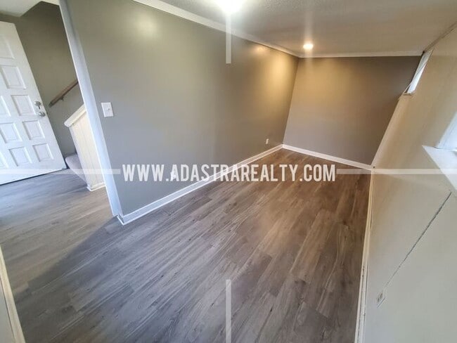 Photo - Very Nice Overland Park Duplex-Available in APRIL!!