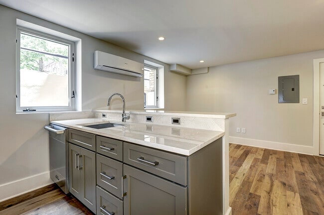 kitchen-2 - 1910 Kalorama Rd NW Unit 3