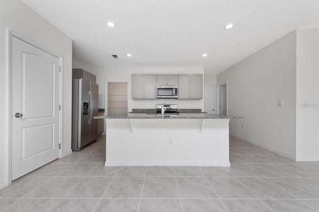 Photo - 1296 Cascades Ave