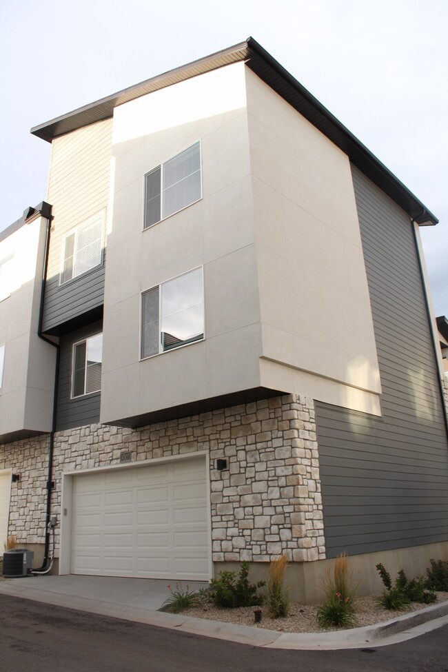 Photo - 3066 N Indigo Lp