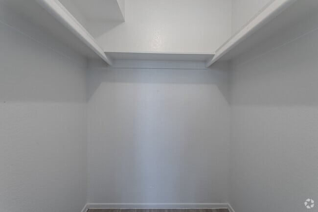 1HAB, 1BA - 567 ft²