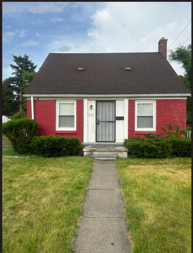 Photo - 19930 Revere St