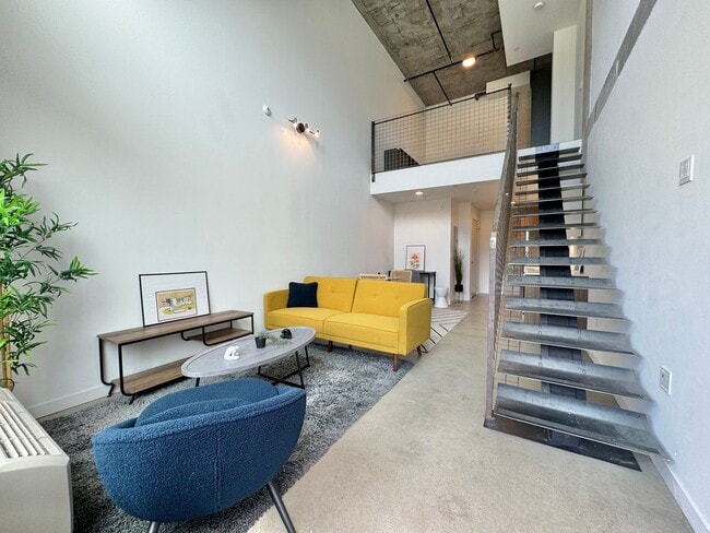 Photo - Harvey Hillcrest