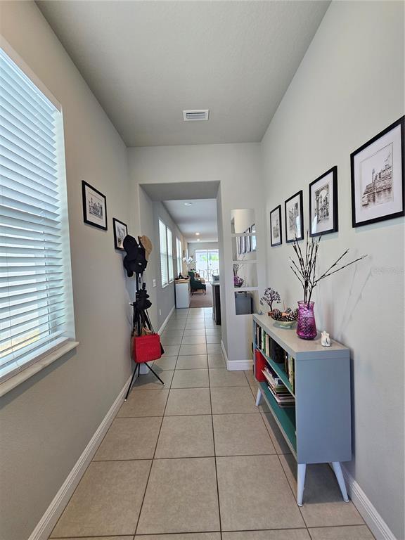 Photo - 1556 N River Cir