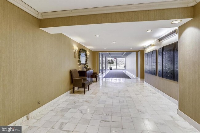 Photo - 4201 CATHEDRAL Ave NW Unidad 407W