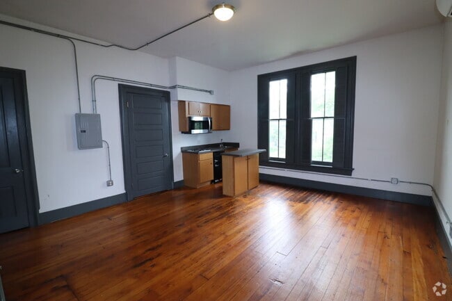 Building Photo - 2632 Eden Ave Unit #3 Rental