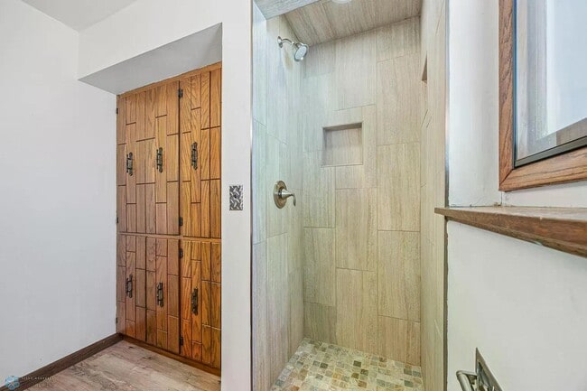 Photo - 1309 17th St S