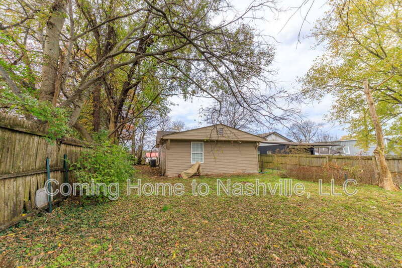 Photo - 891 W Sharpe Ave Casa