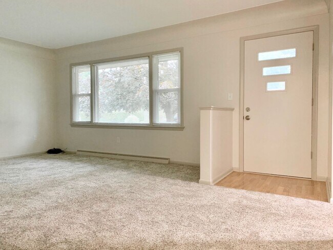 Photo - Two Bedroom Home in Northwest Grand Rapids