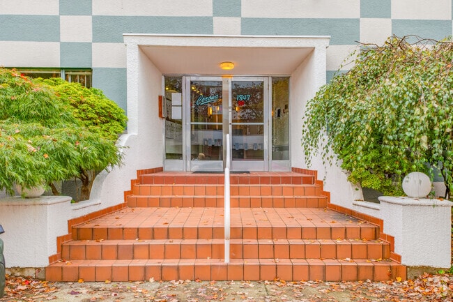 Photo - Corona Apartments