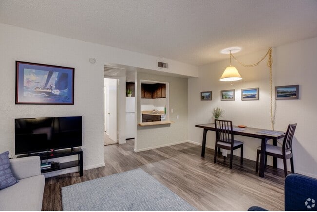 Chateau Gardens Apartments