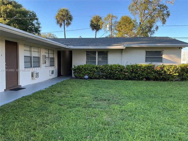 Photo - 1433 SW 24th Ct Unit 5