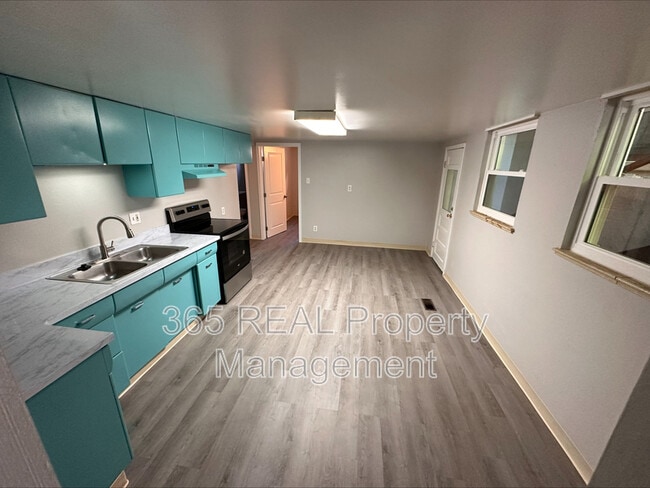 Photo - 1227 12th Ave Unit 1