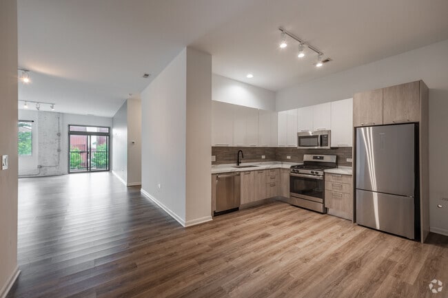 Building Photo - 2550 S Wabash Ave Unit 302 Rental