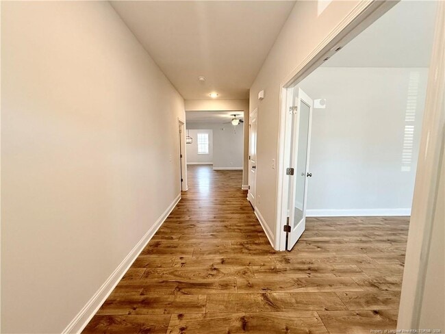 Photo - 155 Silk Oak Dr