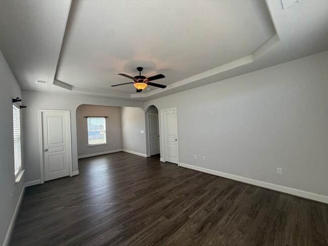 Photo - Spacious end-unit home in Virginia Beach!