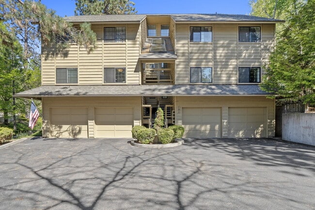 The epitome of carefree condo life is righ... - The epitome of carefree condo life is righ... Unit #1