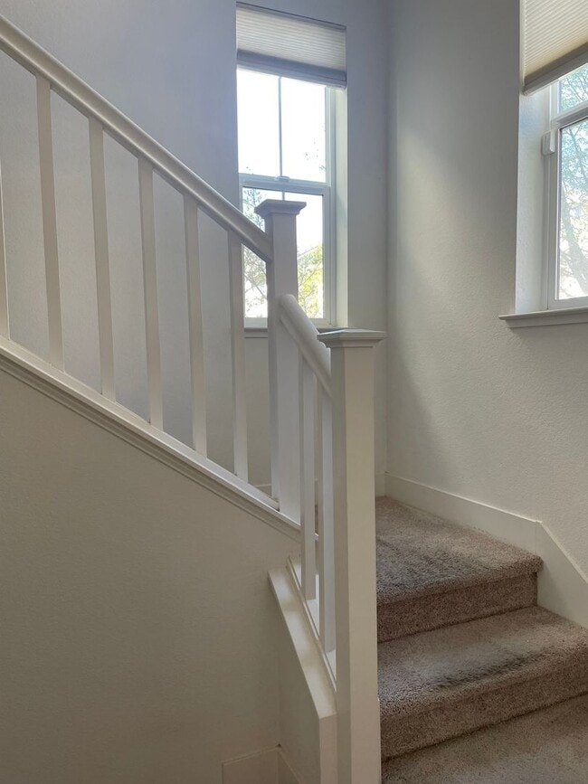 Photo - Spacious 3 Bedroom Home in Quiet Neighborhood - Solar Included!