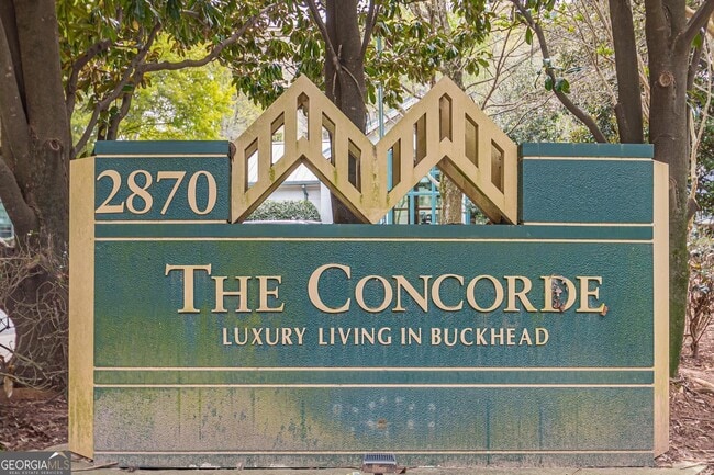 Building Photo - 2870 Pharr Ct S Northwest Unit 907