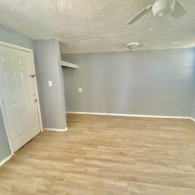 Photo - $0 First Month's Rent / $0 Deposit at Move-in