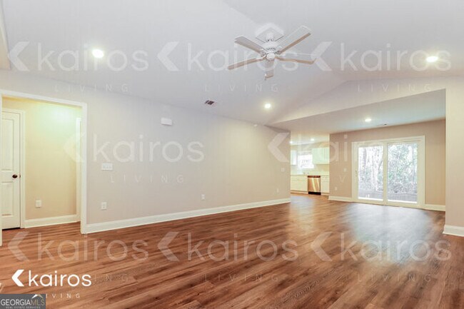 173 Cottage Grove Rd