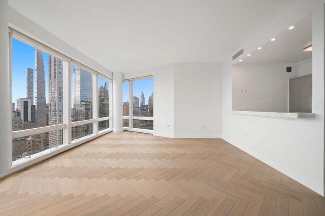 Photo - 80 Columbus Cir