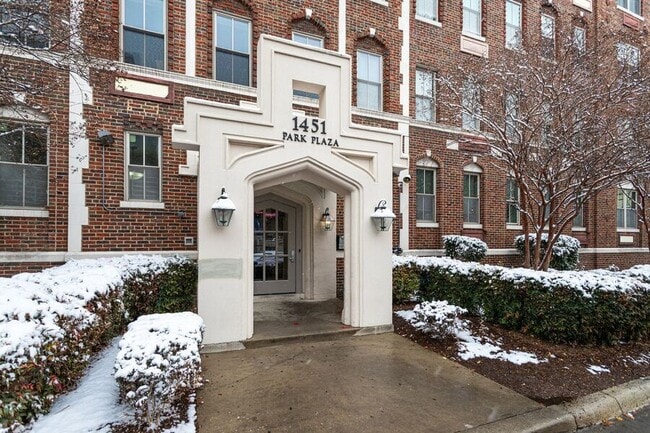 Photo - 1451 Park Rd NW Unit 520