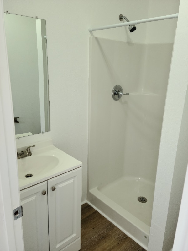 Photo - 409 lady St