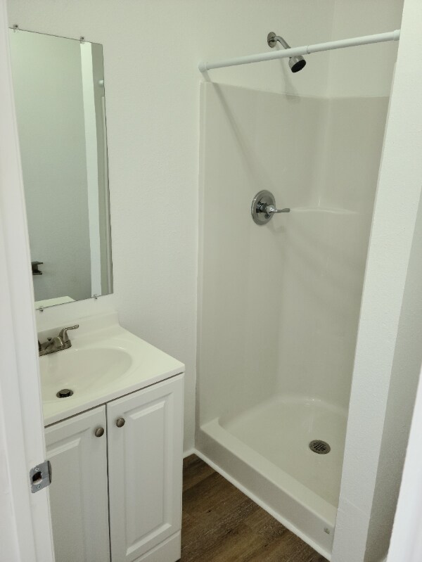 Photo - 303 Churchill Ct