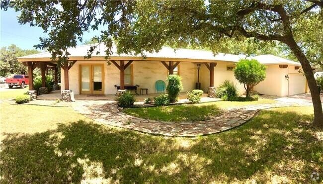 Building Photo - 3209 Crosswind Dr Rental
